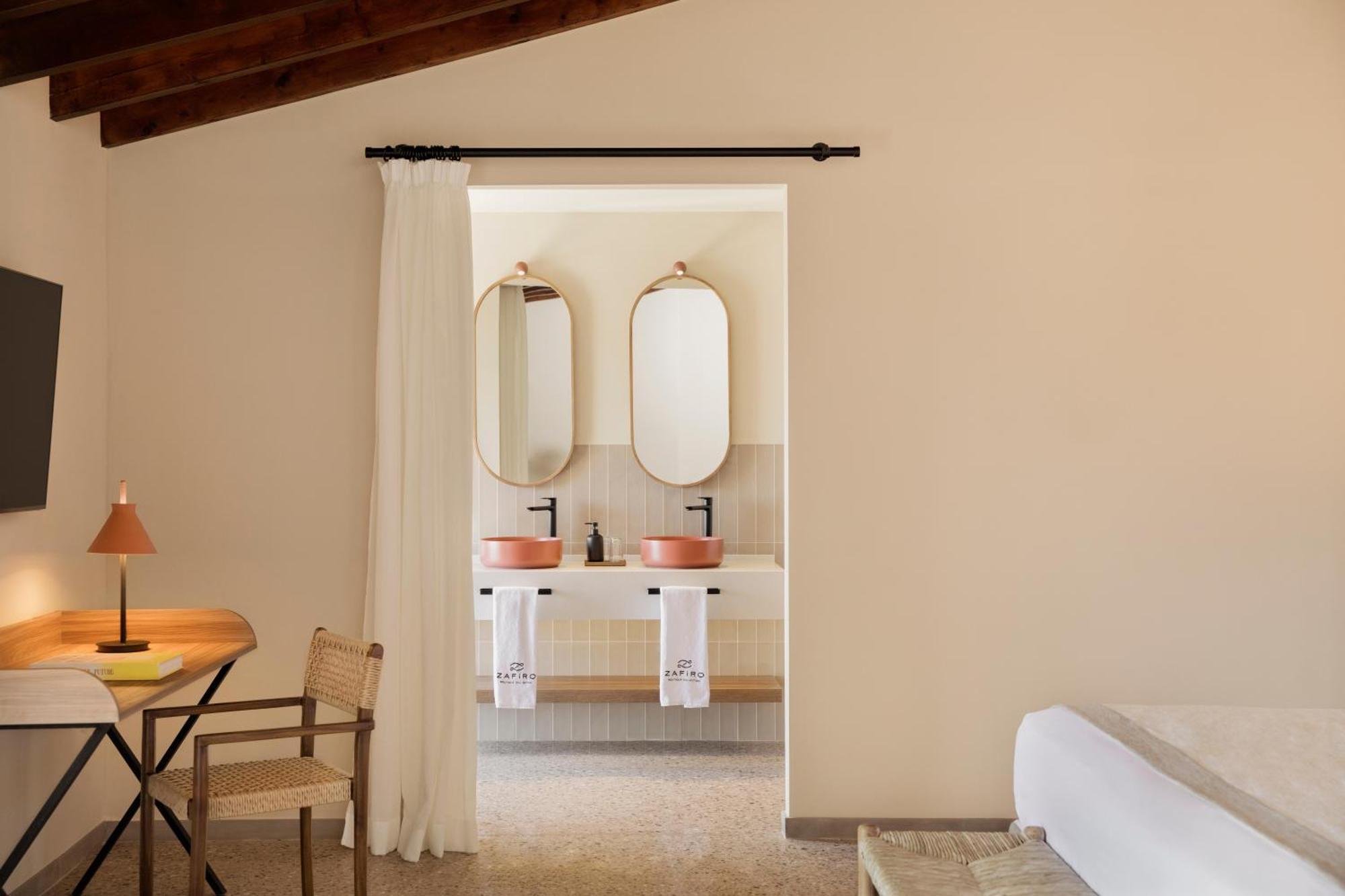 Son Sabater By Zafiro Hotel Sa Pobla Ngoại thất bức ảnh