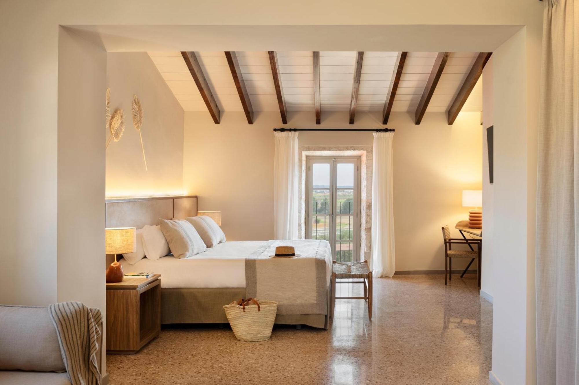 Son Sabater By Zafiro Hotel Sa Pobla Ngoại thất bức ảnh
